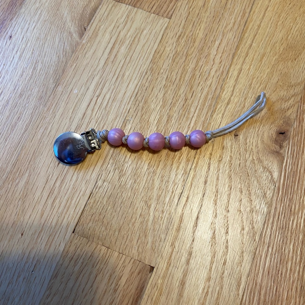 Ryan & Rose Pacifier Clip